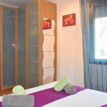 Denia Apartment *